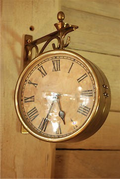 Horloge sur patère - Modus Vivendi Antiques