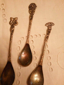 Lot de 3 petites cuillères et 3 fourchettes, collection souvenirs, long: 12 cm - Modus Vivendi Antiques